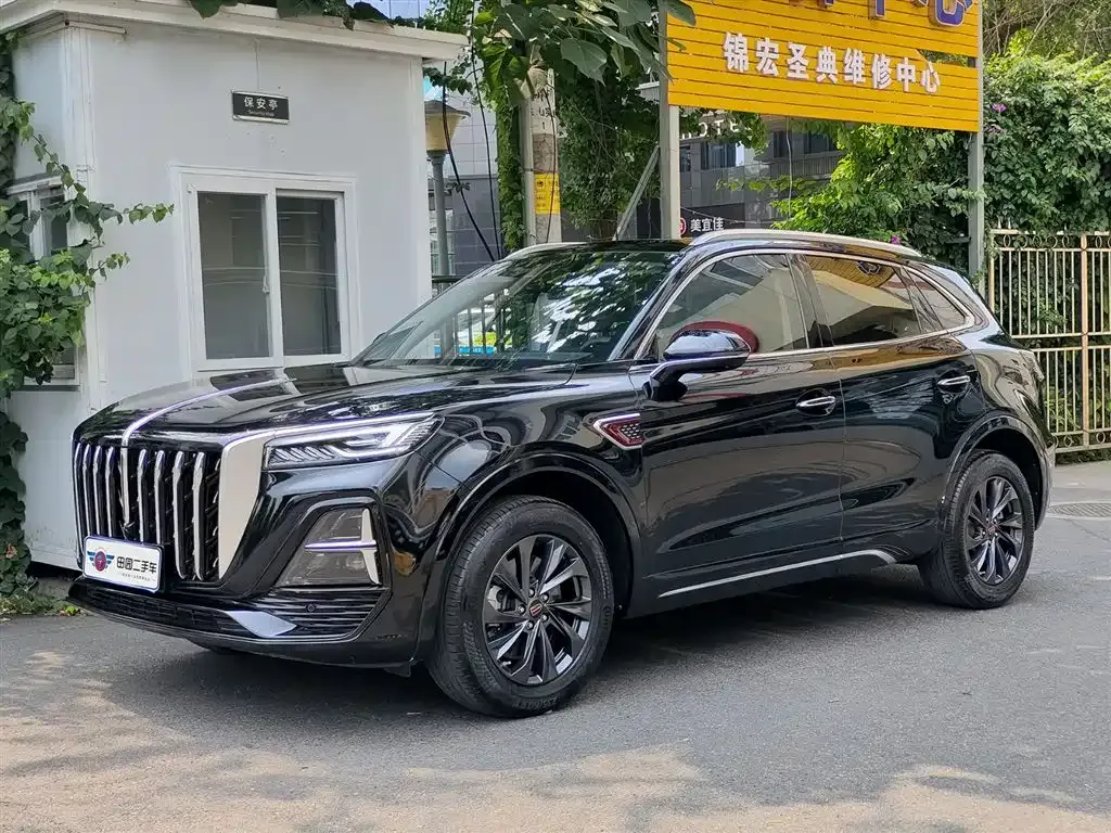 Hongqi HS5 — фото 1