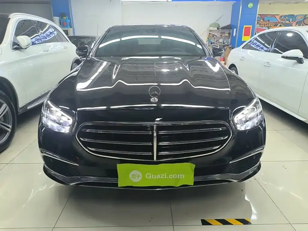 Mercedes-Benz E-Class — фото 10