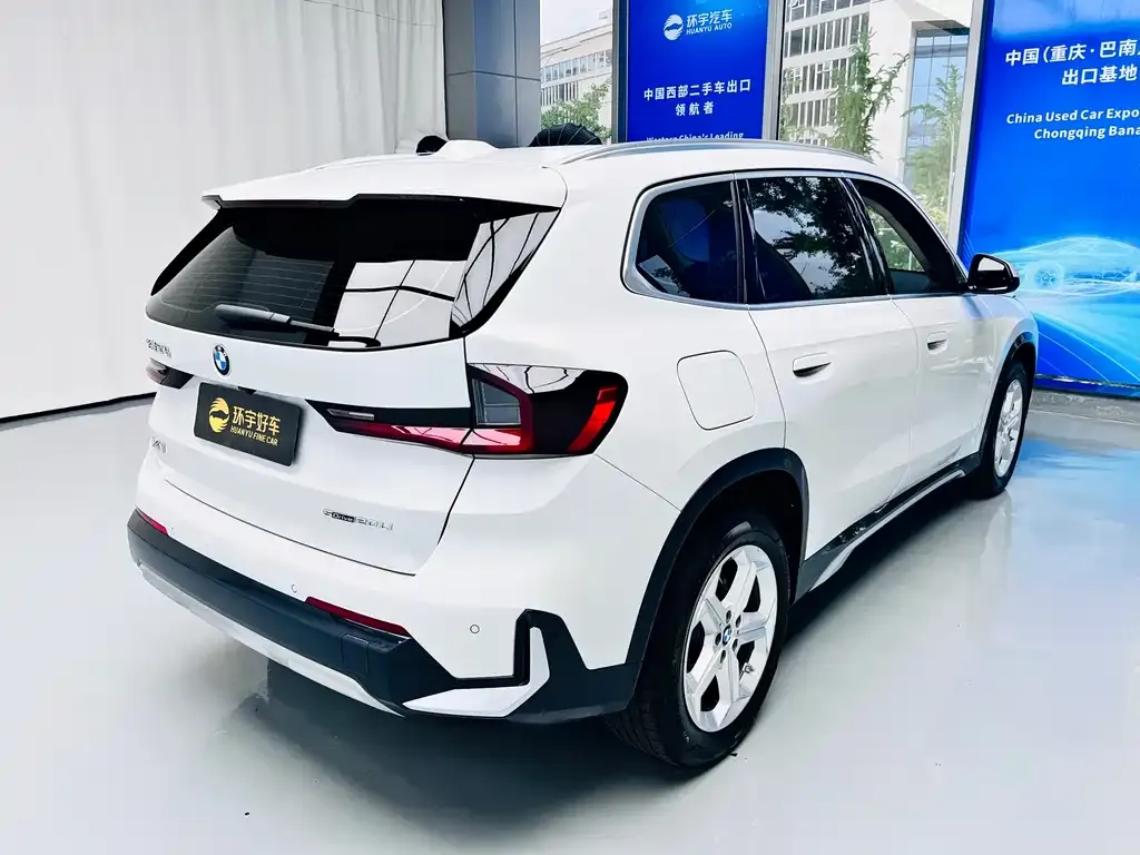 BMW X1 — фото 10