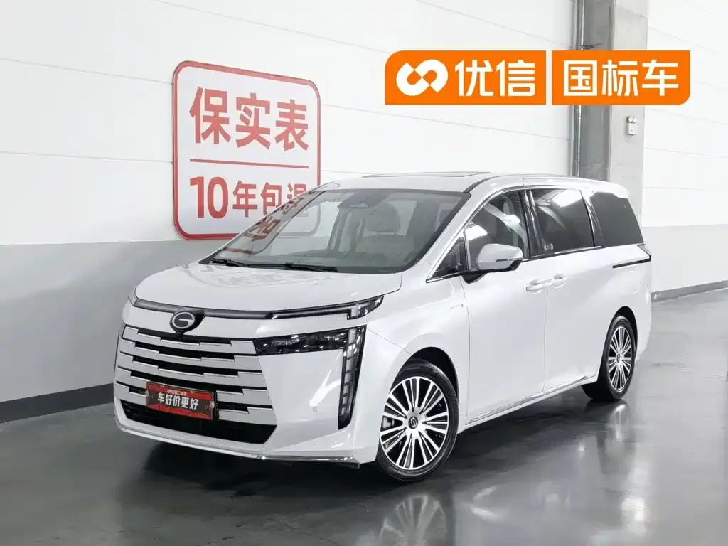 GAC Motor 传祺E8 PHEV — фото 1