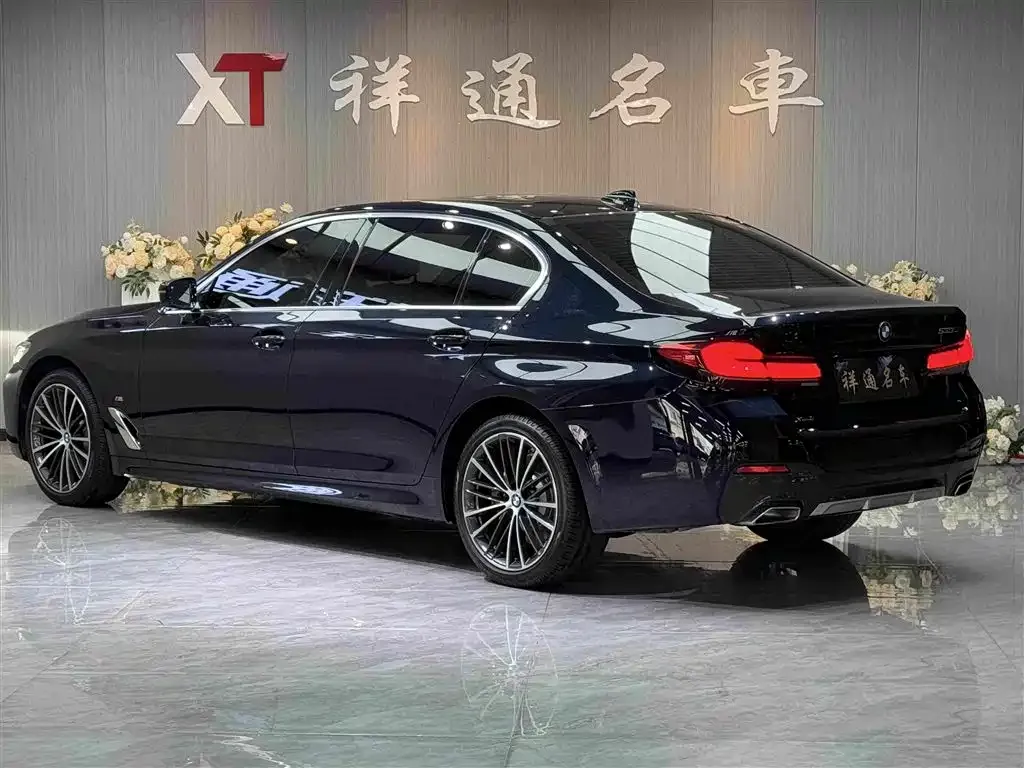 BMW 5 Series — фото 2