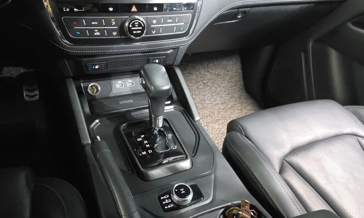 KG Mobility (Ssangyong) Rexton — фото 10