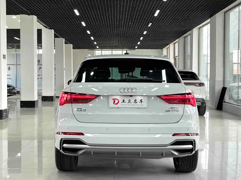 Audi Q3 — фото 5