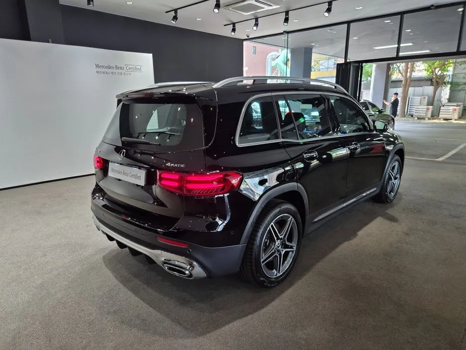 Mercedes-Benz GLB-Class — фото 7