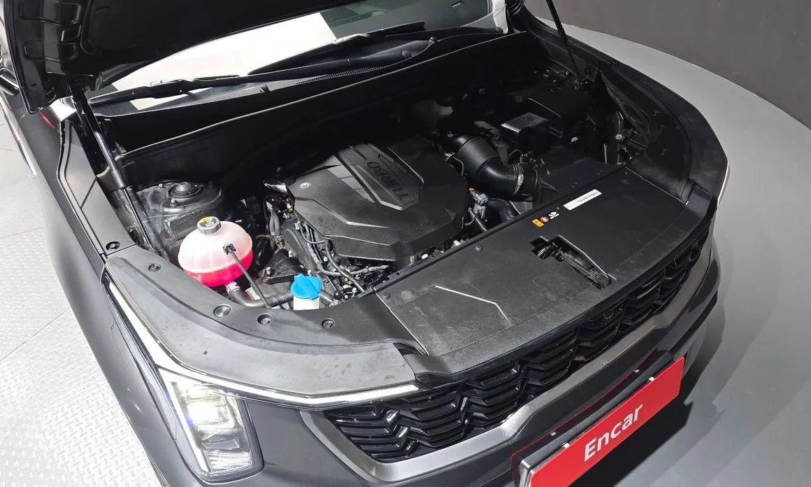 Kia Sorento — фото 8