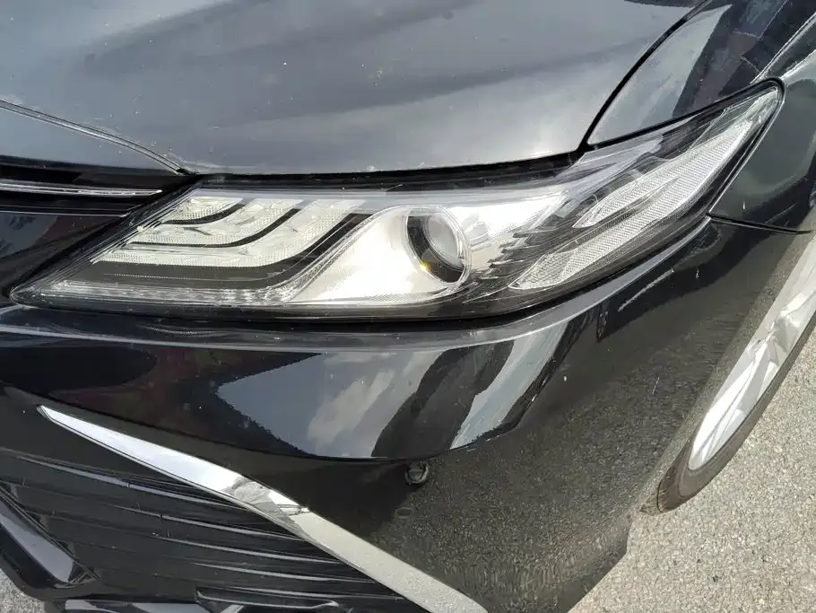 Toyota Camry — фото 7