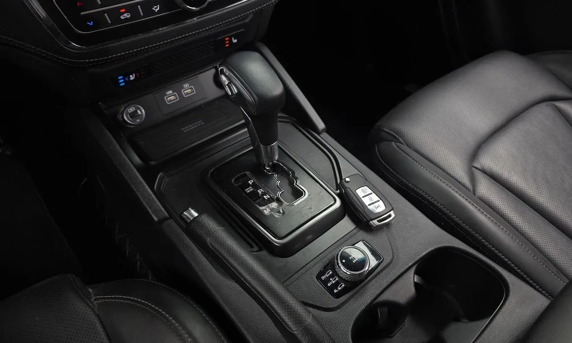 KG Mobility (Ssangyong) Rexton — фото 10