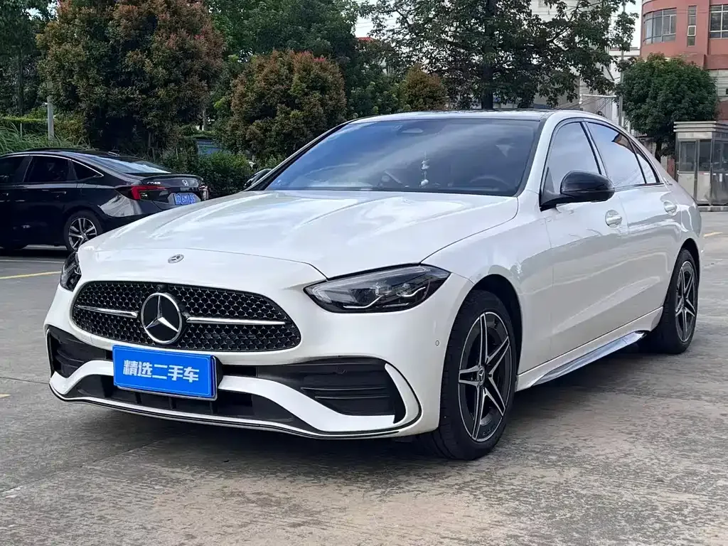 Mercedes-Benz C-Class — фото 1