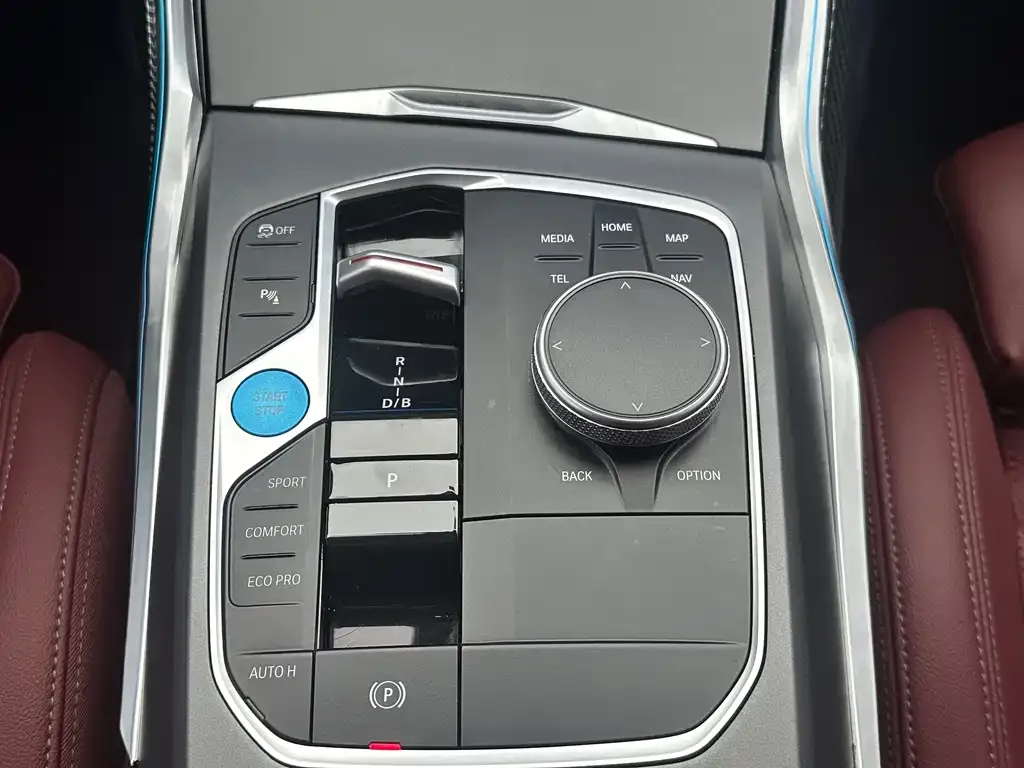 BMW i3 — фото 4