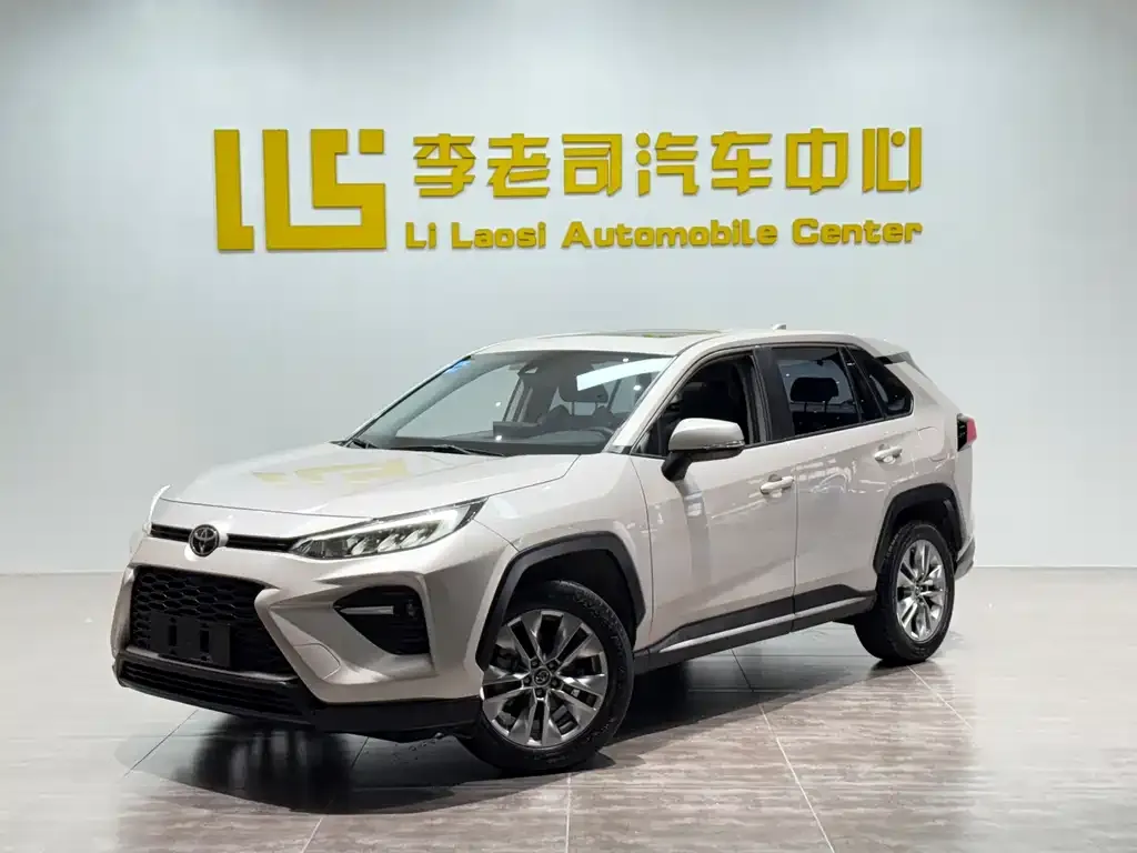 Toyota Wildlander — фото 1