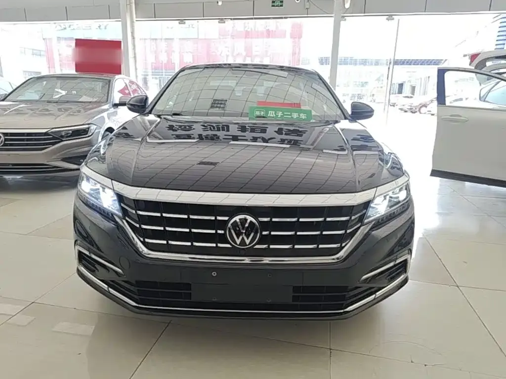 Volkswagen Passat — фото 10