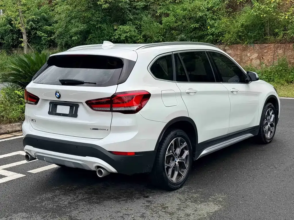 BMW X1 — фото 6