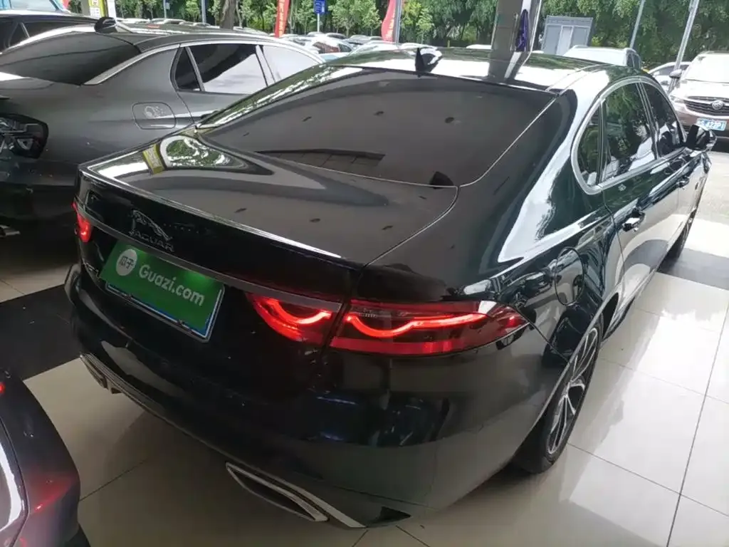 Jaguar XFL — фото 10