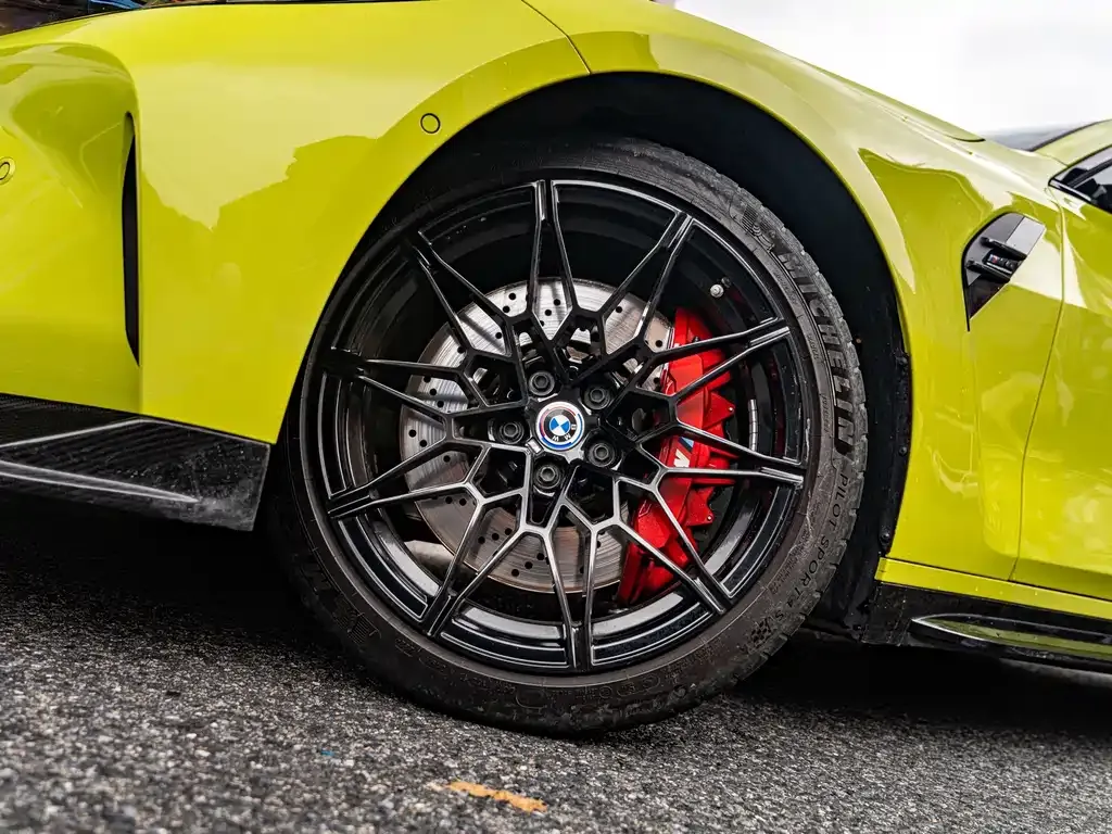 BMW M4 — фото 8