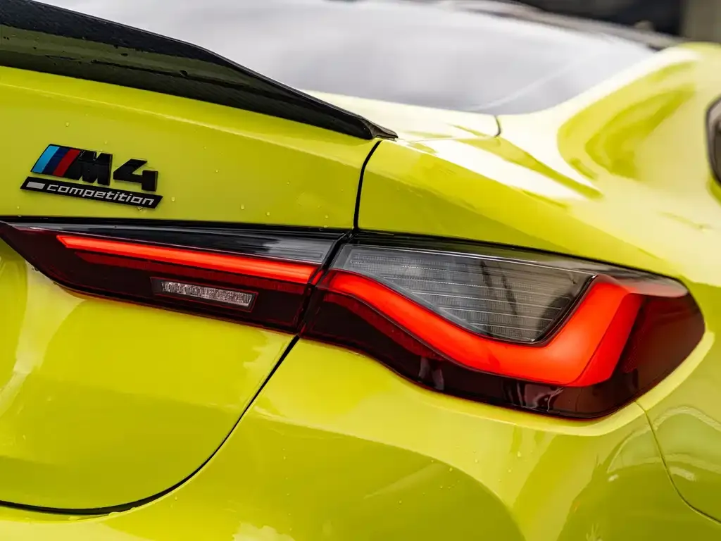 BMW M4 — фото 3