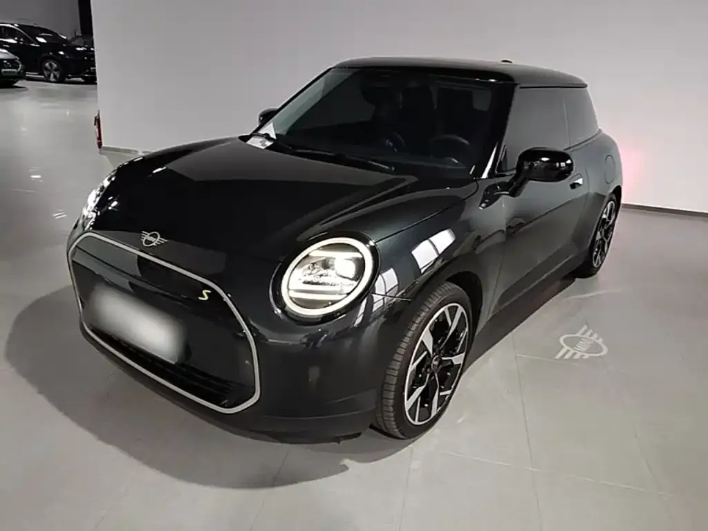 MINI Cooper EV — фото 1