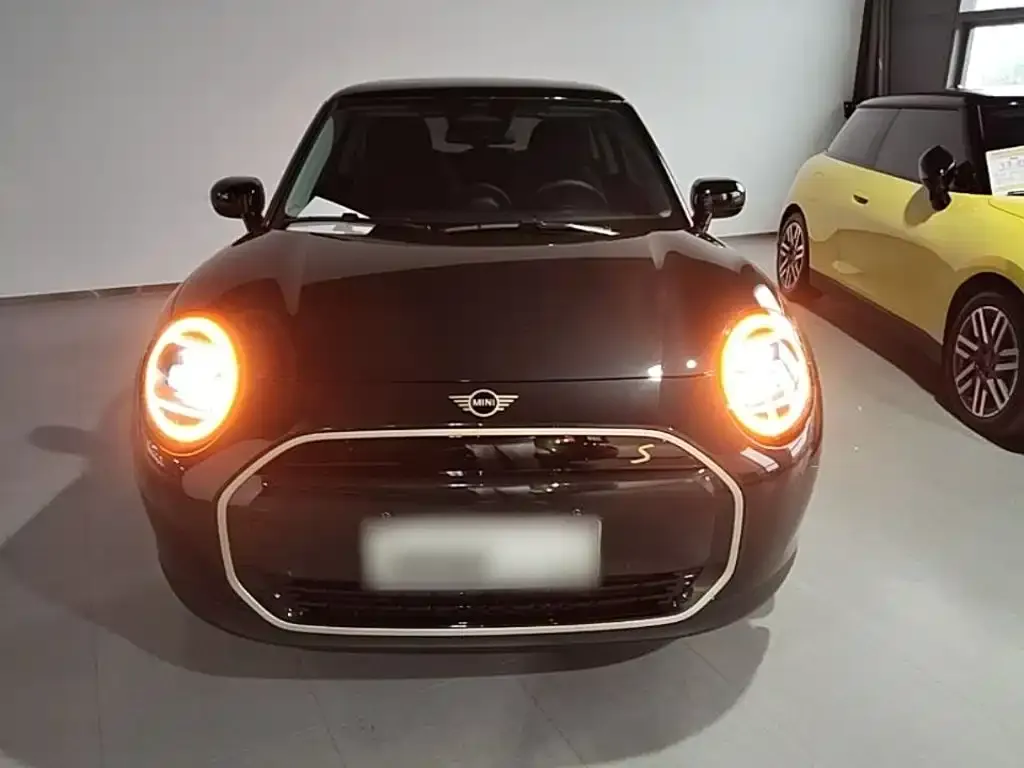 MINI Cooper EV — фото 4