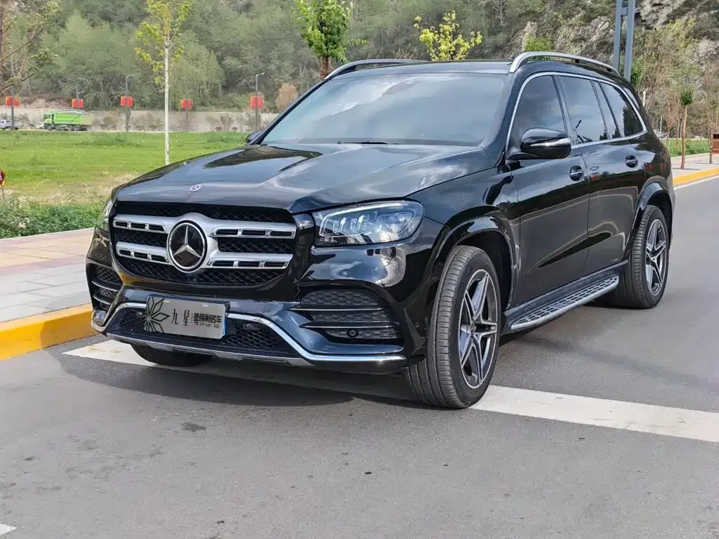 Mercedes-Benz GLS — фото 1