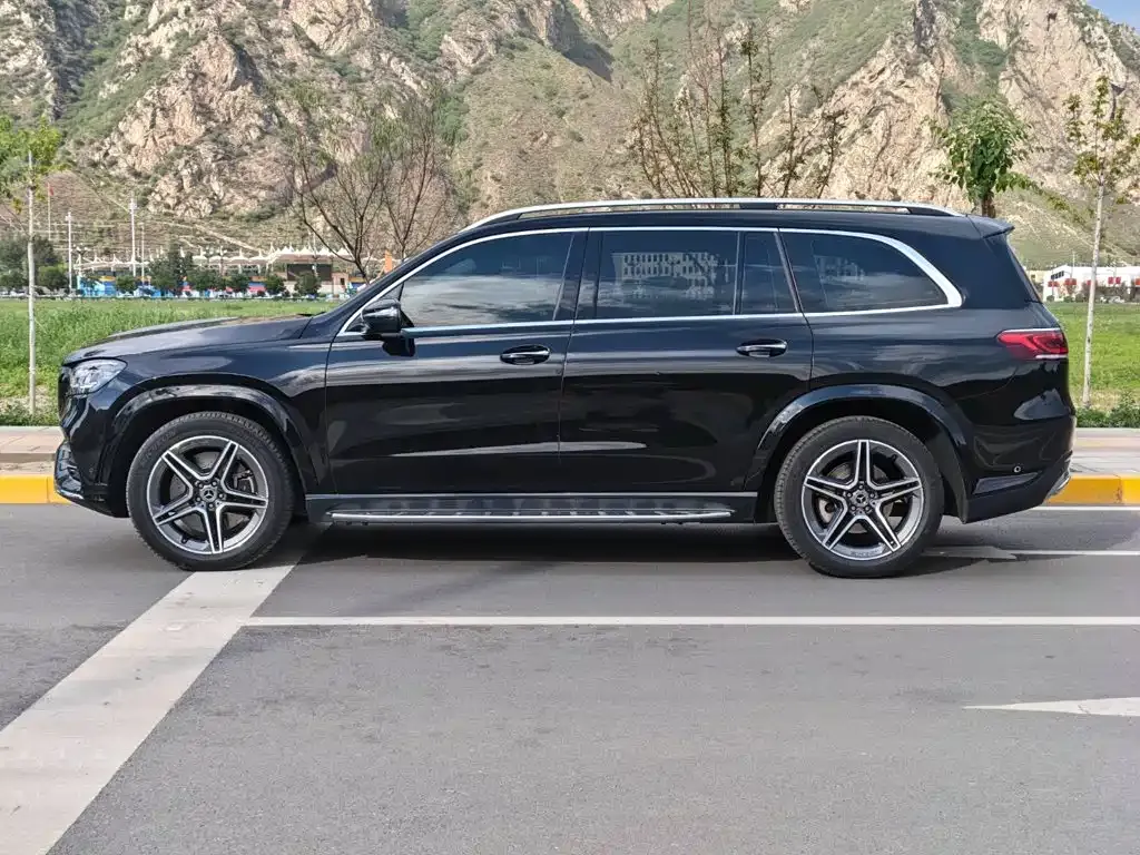 Mercedes-Benz GLS — фото 8