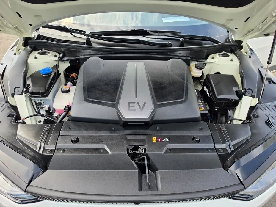 Kia EV6 — фото 6