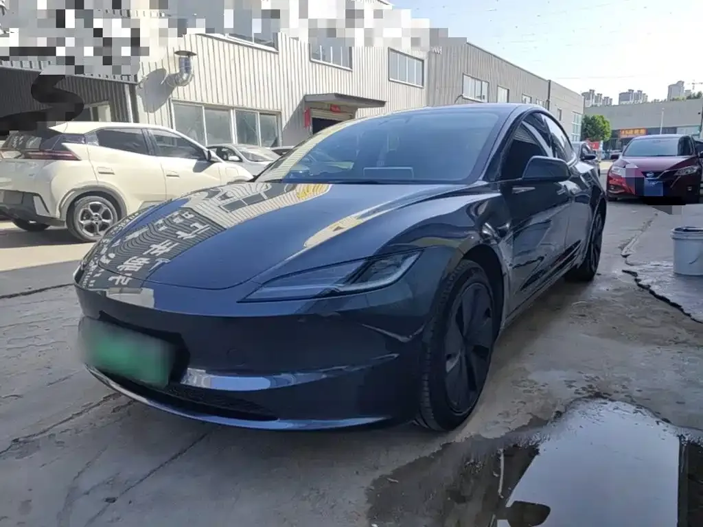 Tesla Model 3 — фото 9