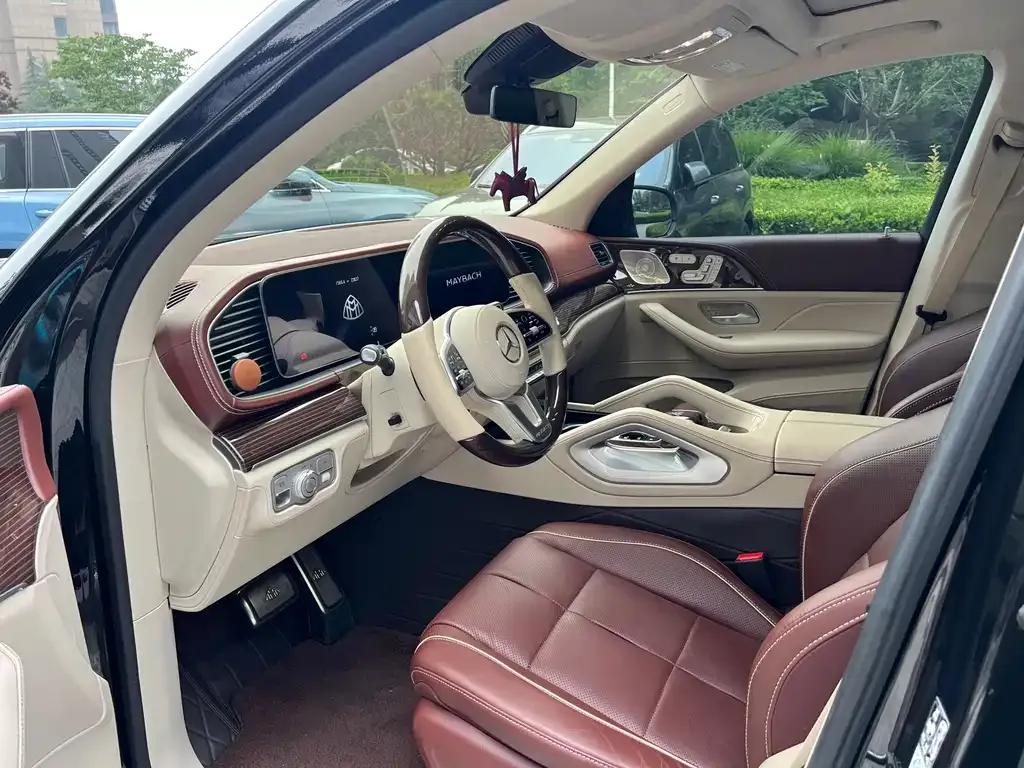 Mercedes-Benz GLS — фото 2