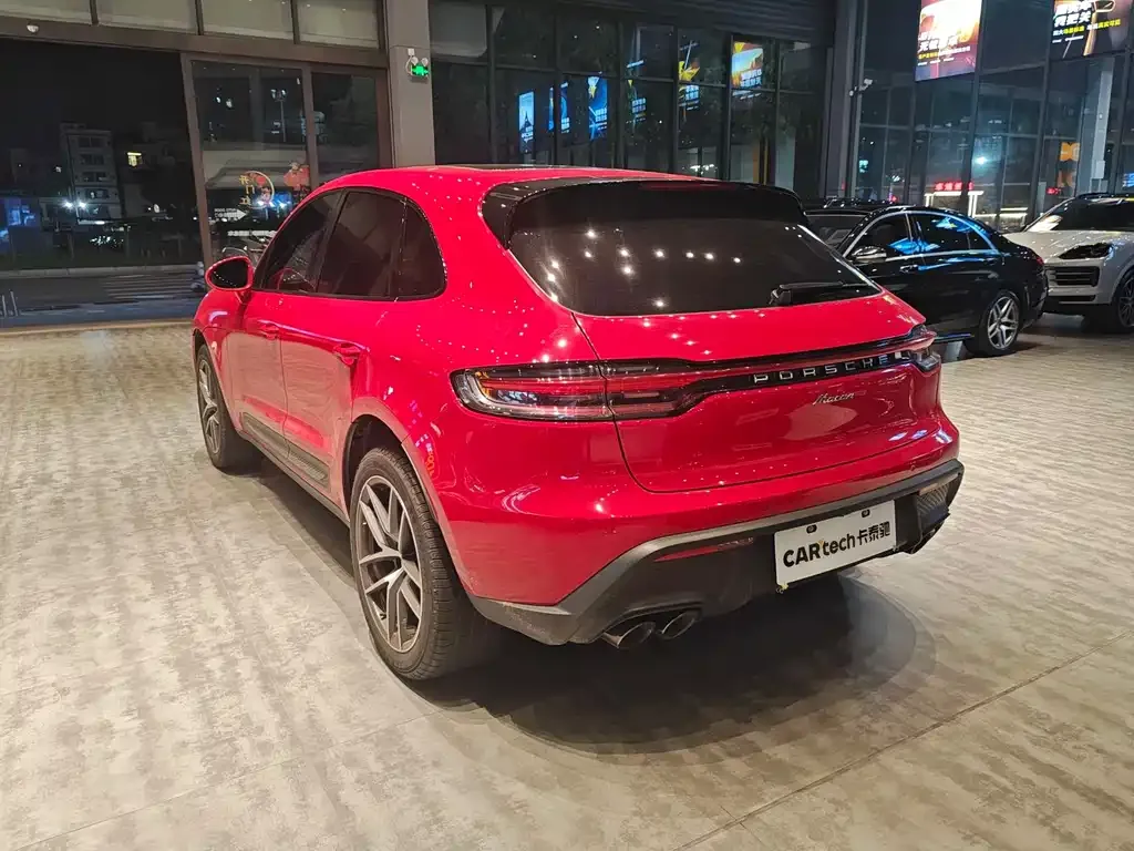 Porsche Macan — фото 7