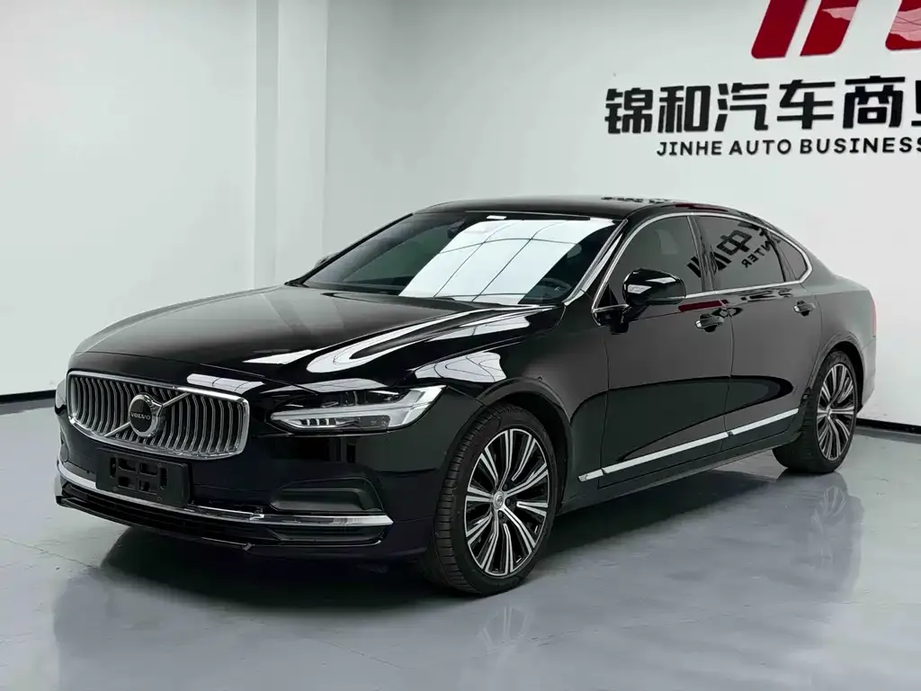 Volvo S90 — фото 1