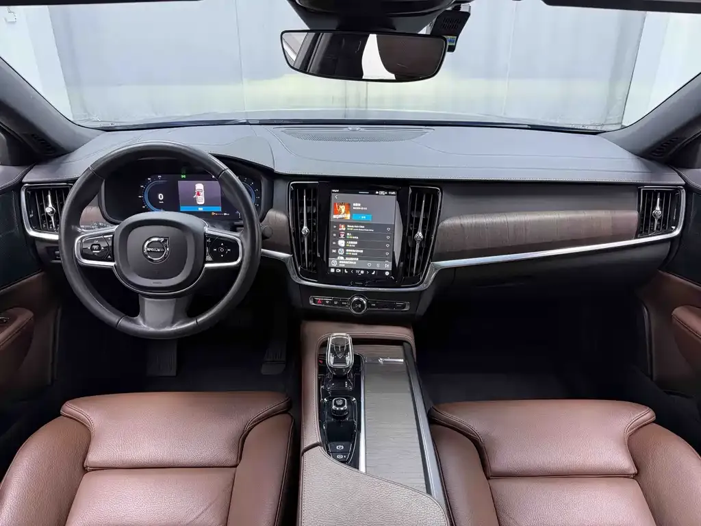 Volvo S90 — фото 6