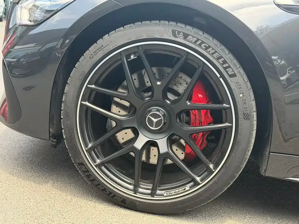 Mercedes-Benz AMG GT — фото 8