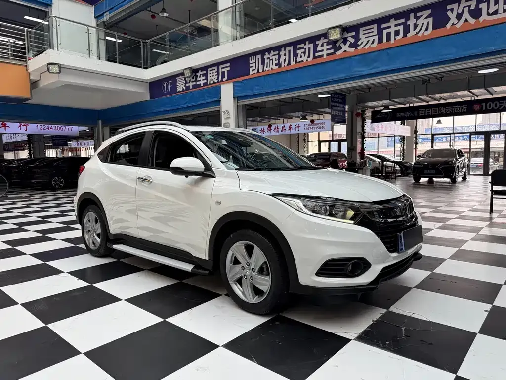Honda Vezel — фото 9