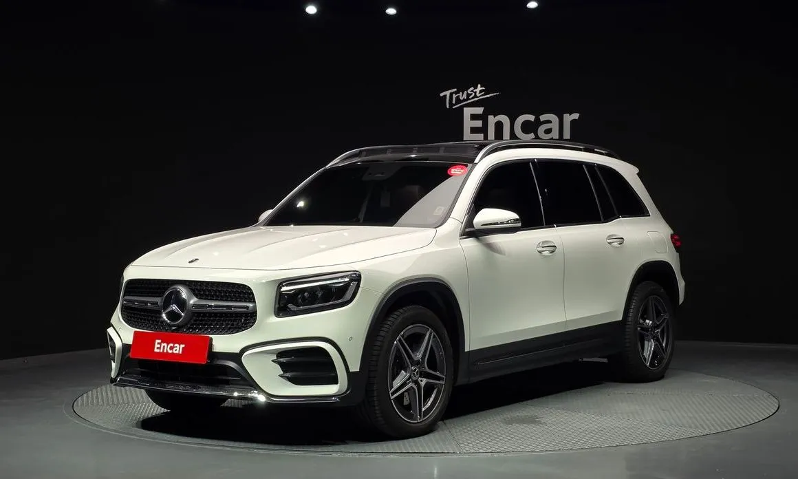 Mercedes-Benz GLB-Class — фото 1