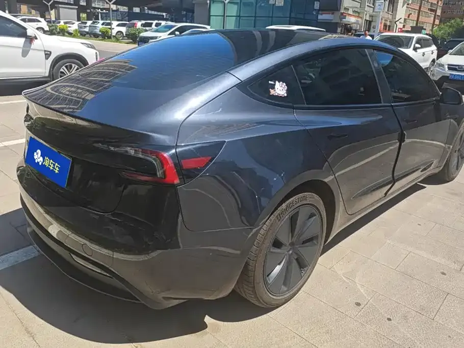 Tesla Model 3 — фото 6
