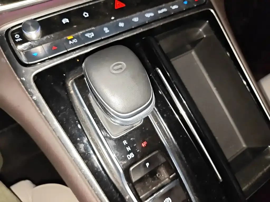 GAC Motor Trumpchi M8 — фото 7