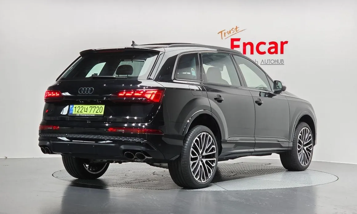 Audi SQ7 2026 из KR, фото 4
