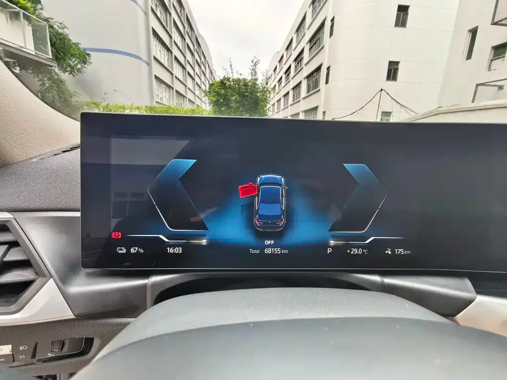 BMW i3 — фото 3