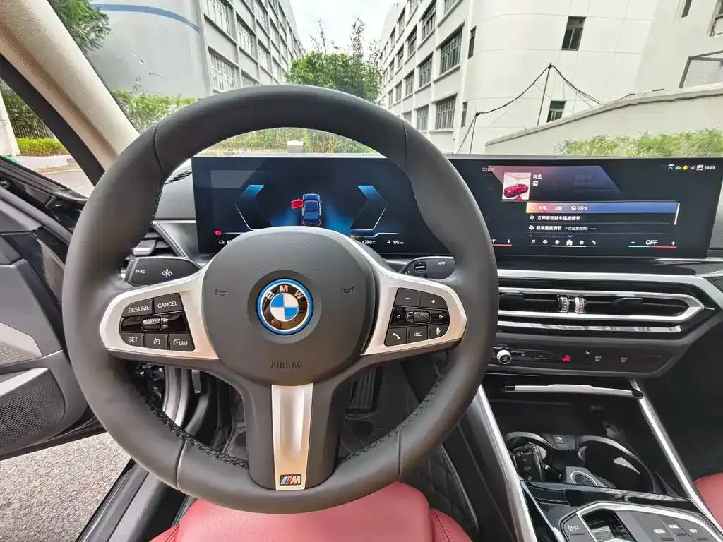 BMW i3 — фото 7