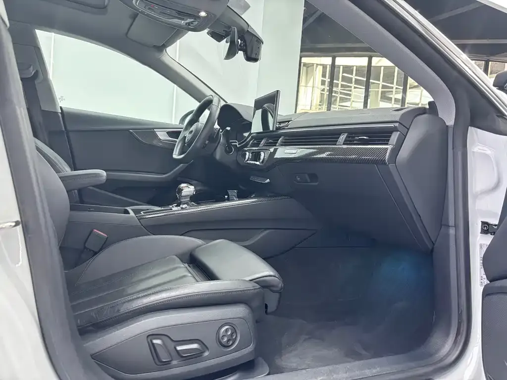 Audi A5 (Import) — фото 3