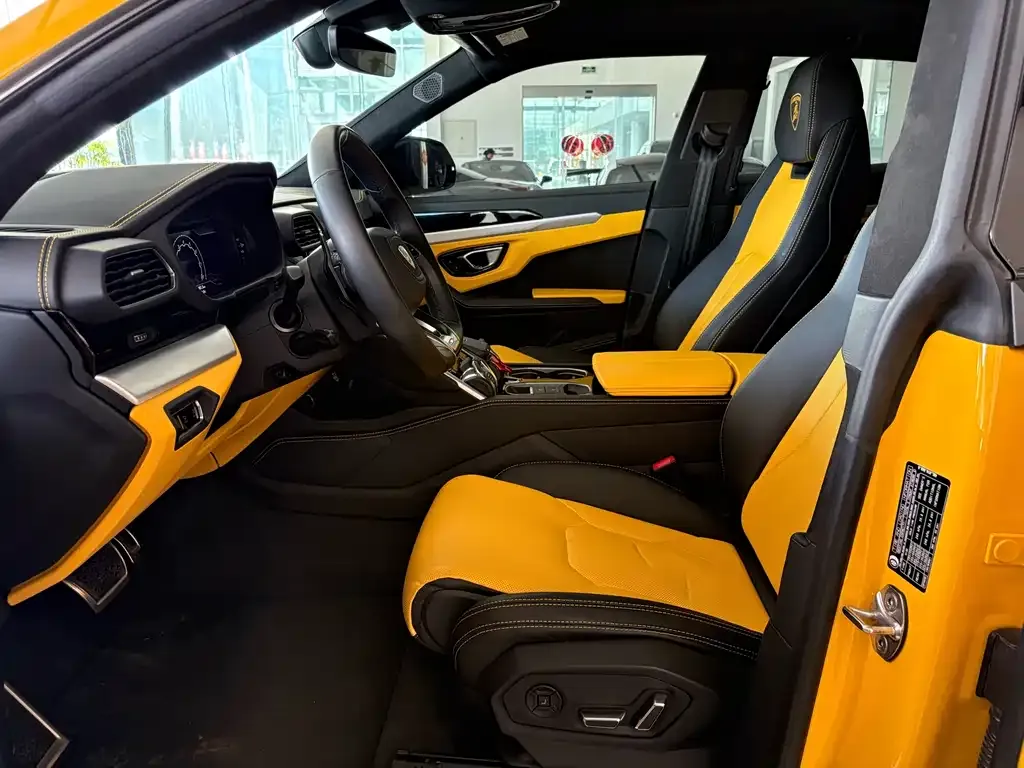 Lamborghini Urus — фото 4