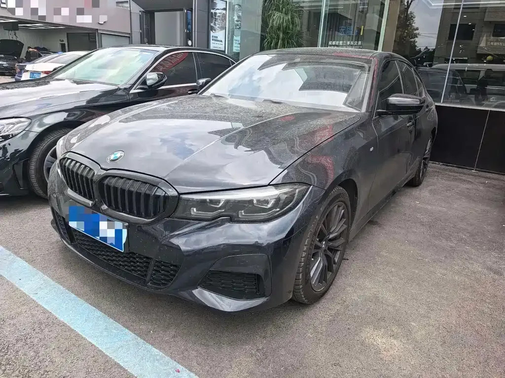 BMW 3 Series — фото 1