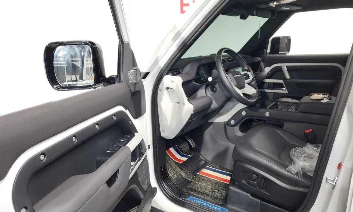 Land Rover Defender 2022 из KR, фото 6