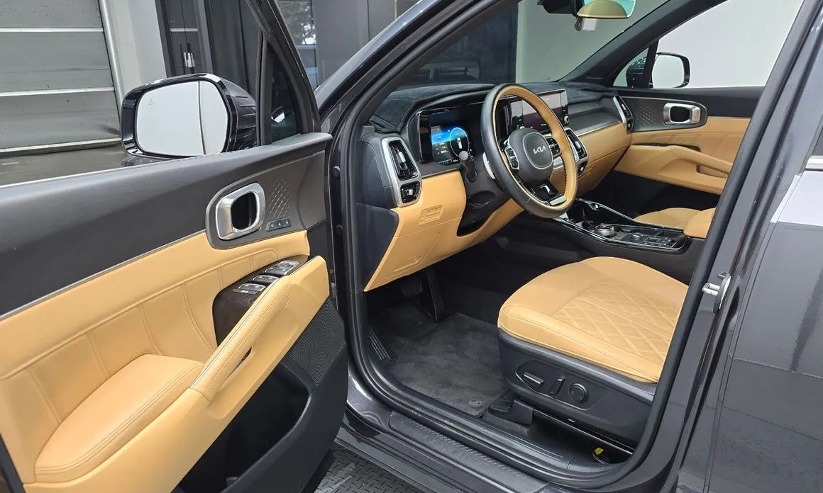 Kia Sorento — фото 5