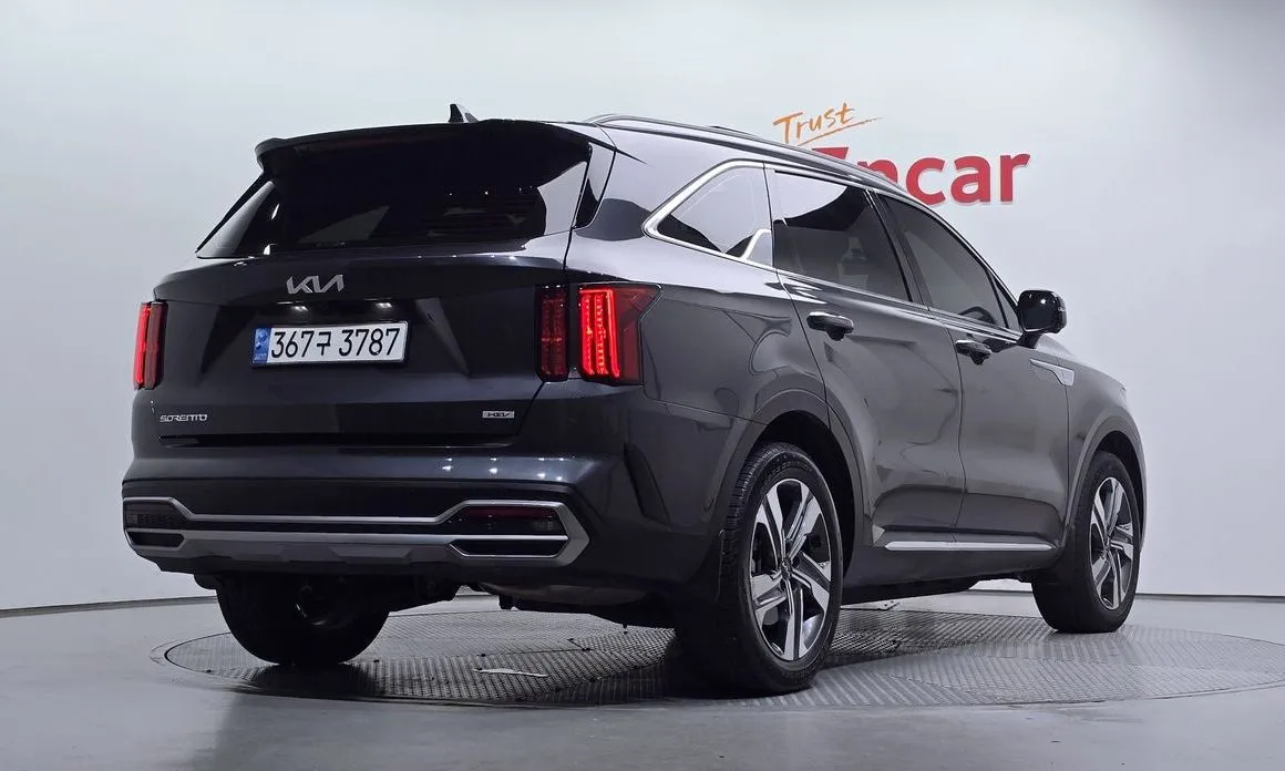 Kia Sorento — фото 9