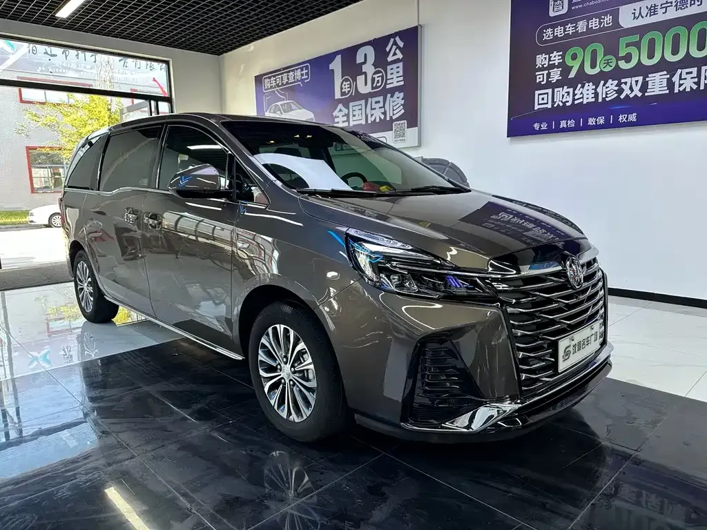 Buick GL8 2024 из CN, фото 8