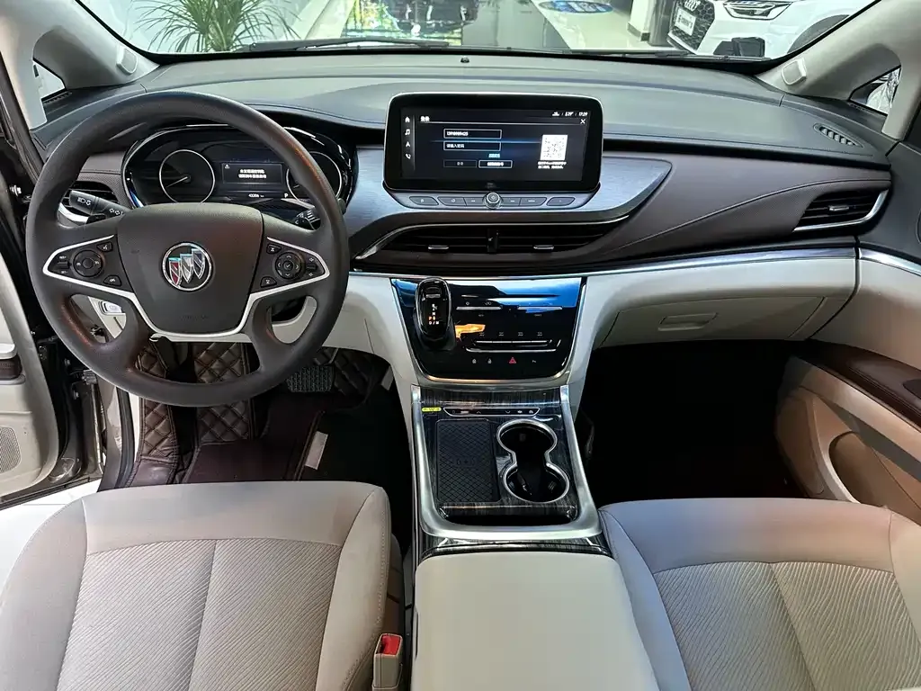Buick GL8 2024 из CN, фото 3