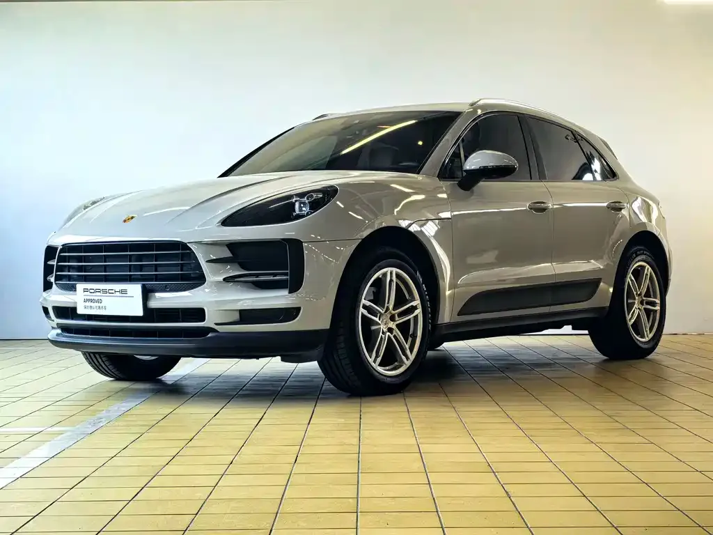 Porsche Macan — фото 1