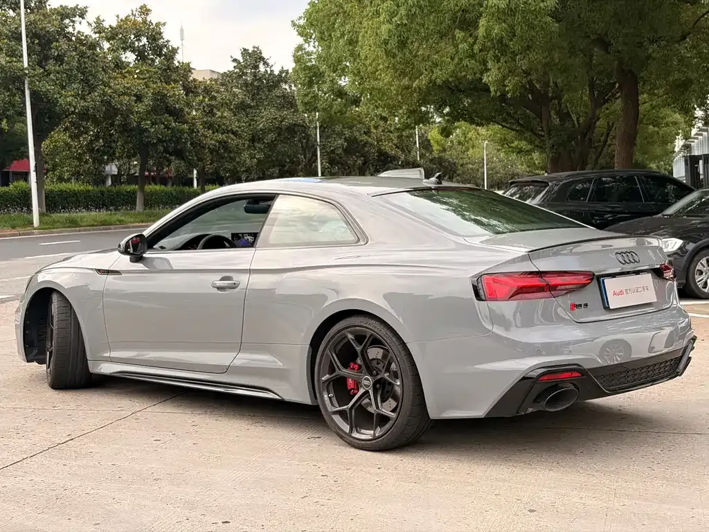 Audi RS 5 — фото 9
