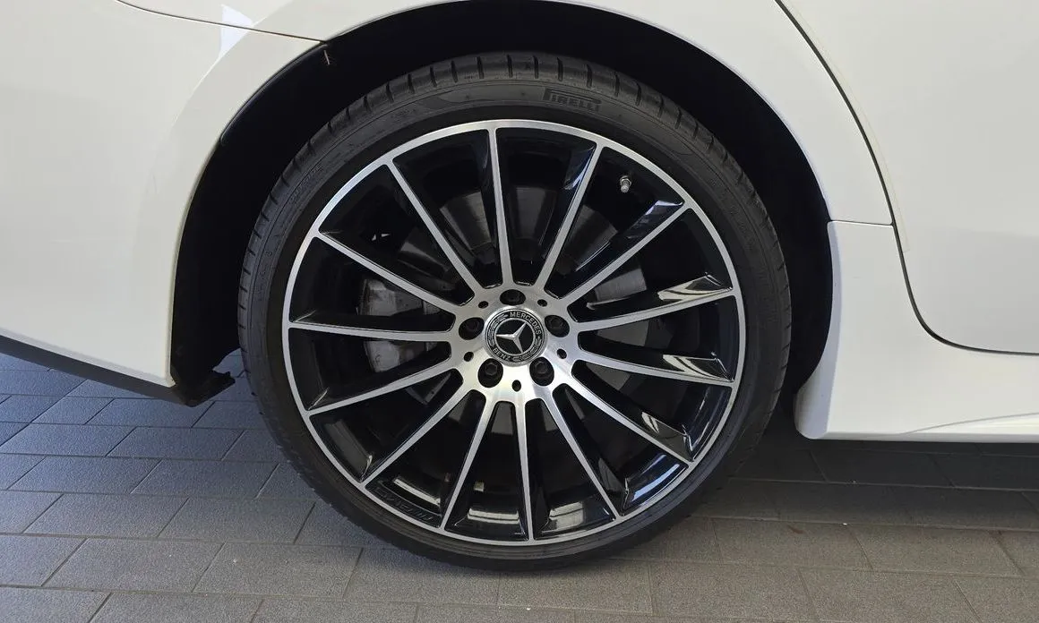 Mercedes-Benz CLS-Class — фото 10