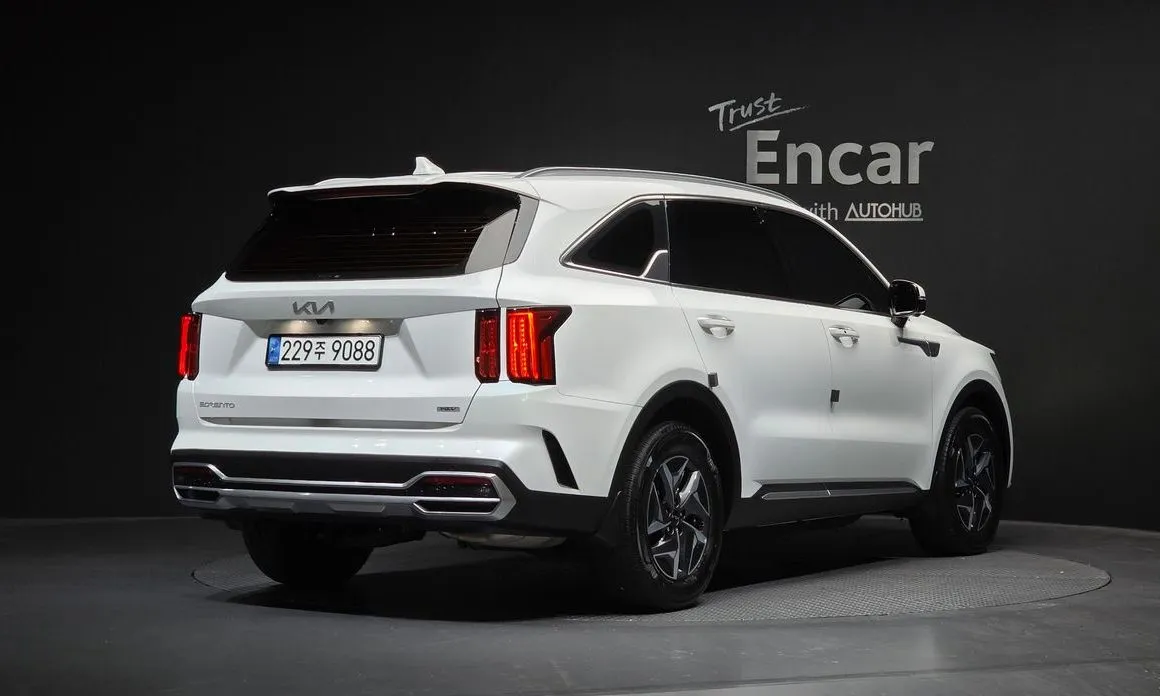 Kia Sorento — фото 4
