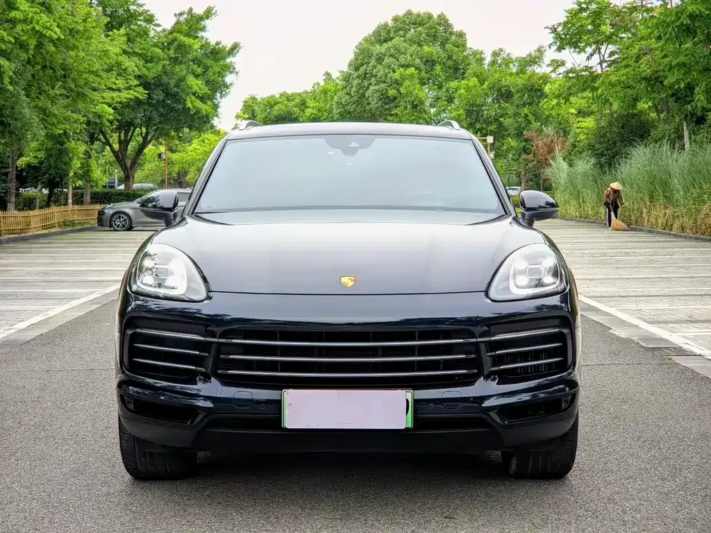 Porsche Cayenne Hybrid — фото 8